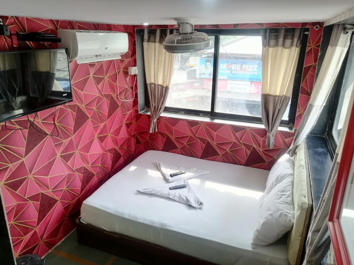 Hotel Kaina Residency Vashi Bagian luar foto