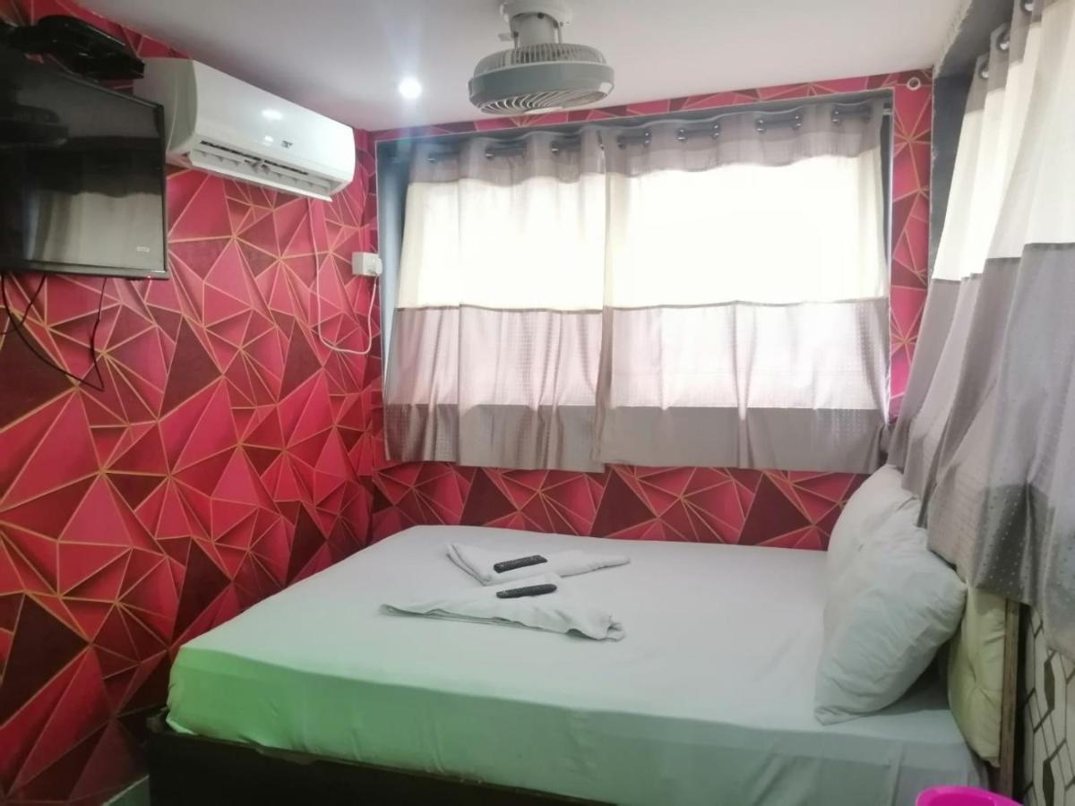 Hotel Kaina Residency Vashi Bagian luar foto
